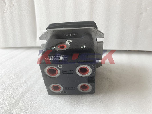 Máquina escavadora Pedal Control Valve das peças de Joystick Handle Kobelco Sk200-8 da máquina escavadora YN30V00105F2