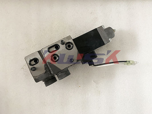 Máquina escavadora Hydraulic Pump Parts do grupo da válvula de solenoide de HD1430 HD820 Kato Excavator Parts K3V112